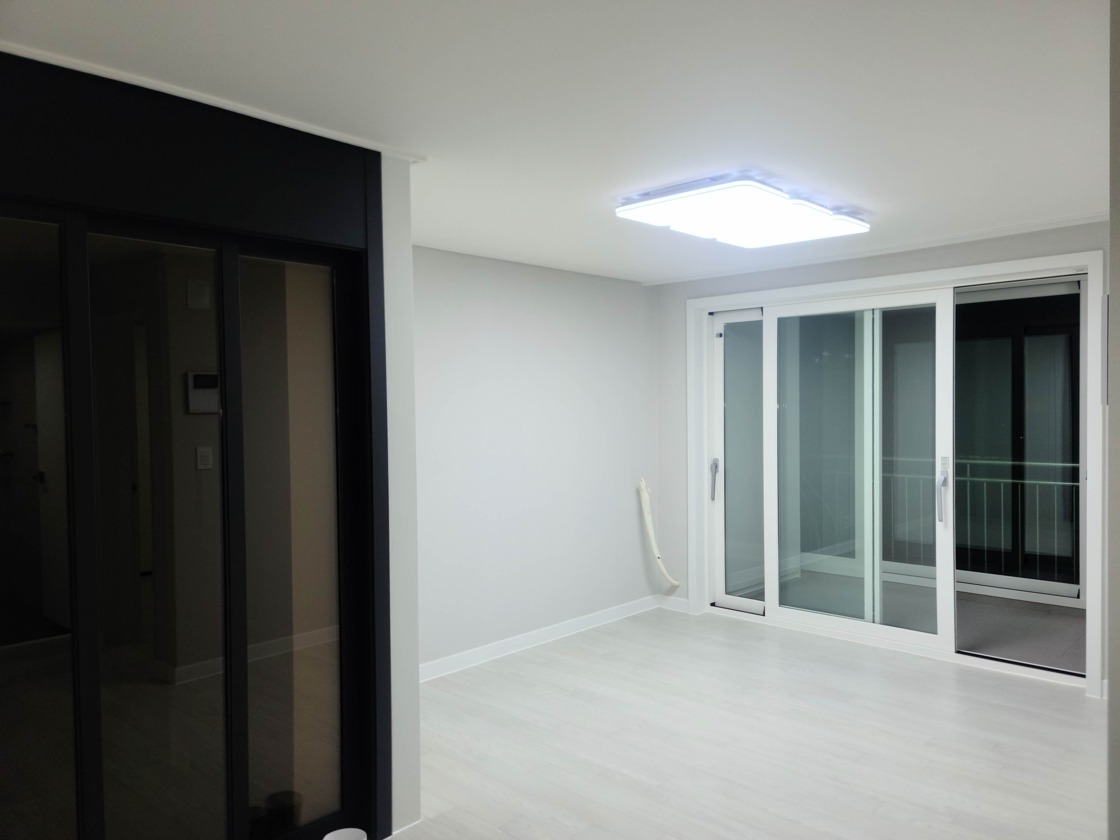 /user/v/visioninteriordesign/editor/2502/1137bb51d6eefb0e83bf4829a41932c7_1740378814_4015.jpg 이미지크게보기