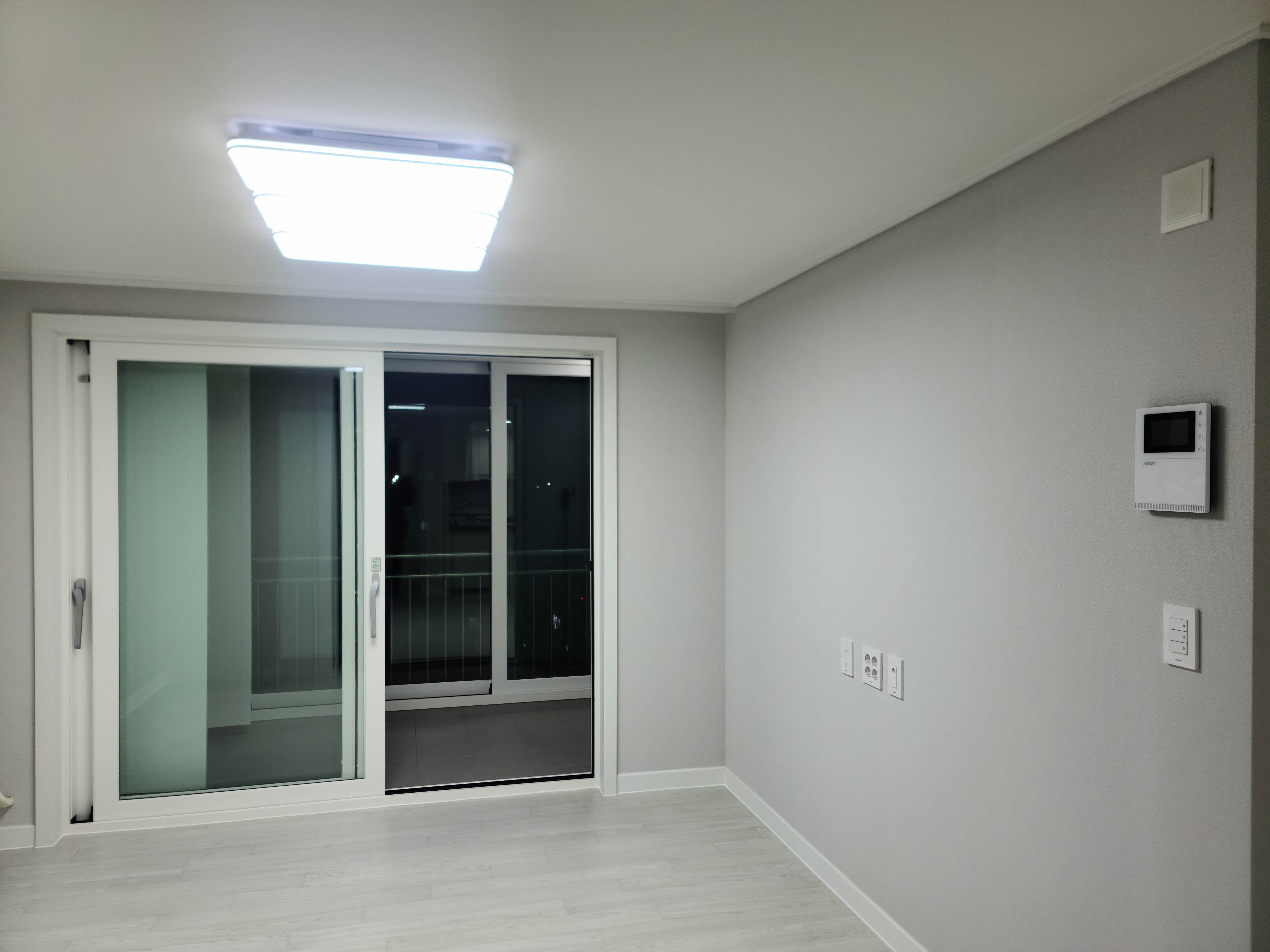 /user/v/visioninteriordesign/editor/2502/1137bb51d6eefb0e83bf4829a41932c7_1740378841_8799.jpg 이미지크게보기