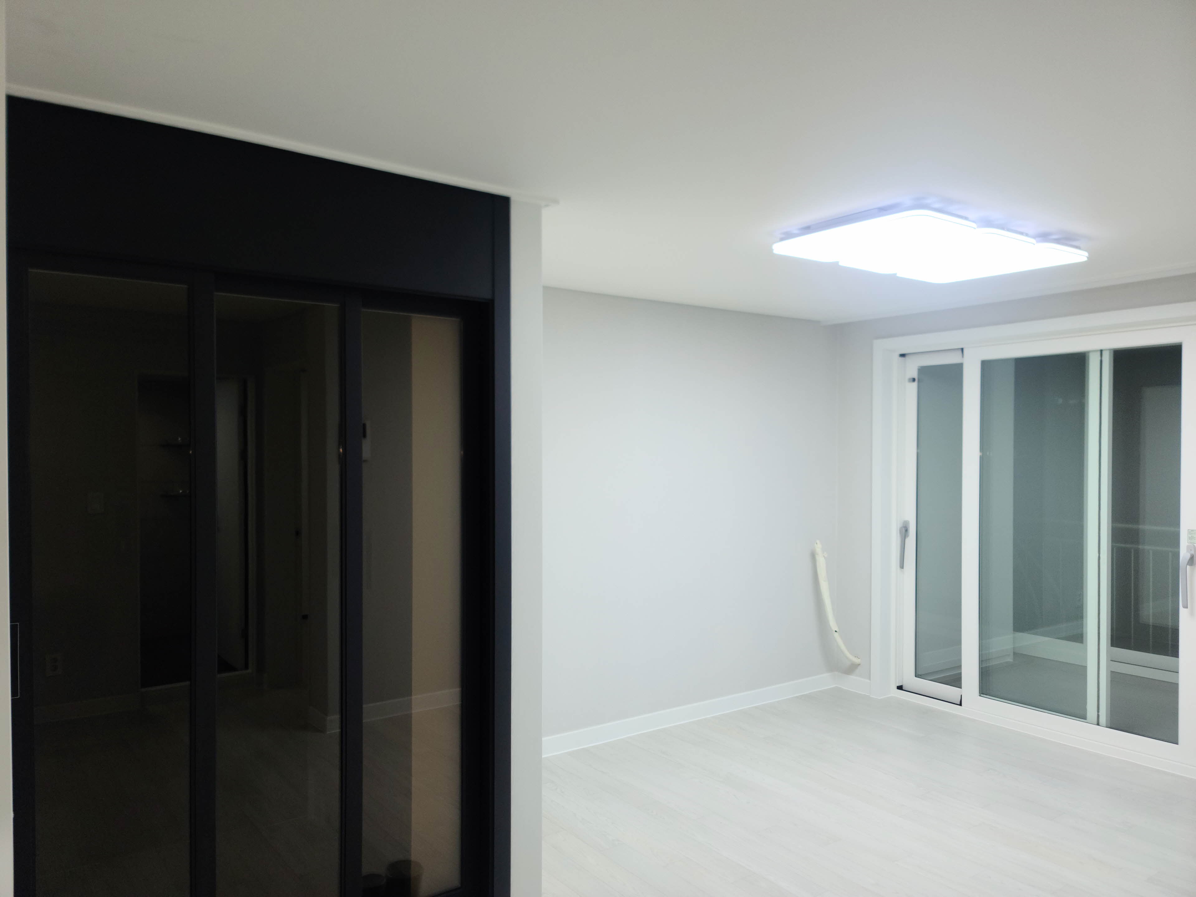 /user/v/visioninteriordesign/editor/2502/1137bb51d6eefb0e83bf4829a41932c7_1740378880_2257.jpg 이미지크게보기