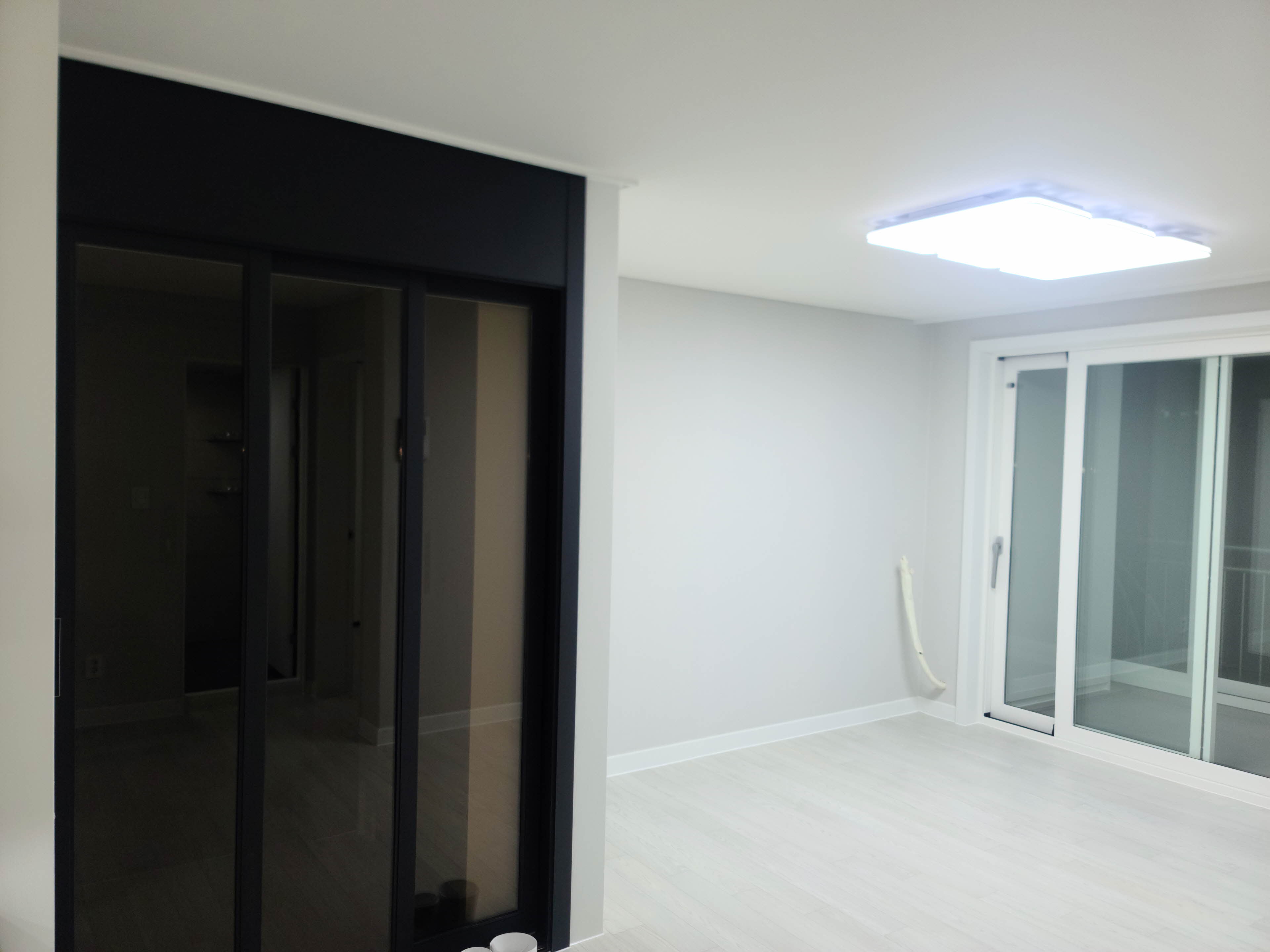 /user/v/visioninteriordesign/editor/2502/1137bb51d6eefb0e83bf4829a41932c7_1740378880_8388.jpg 이미지크게보기