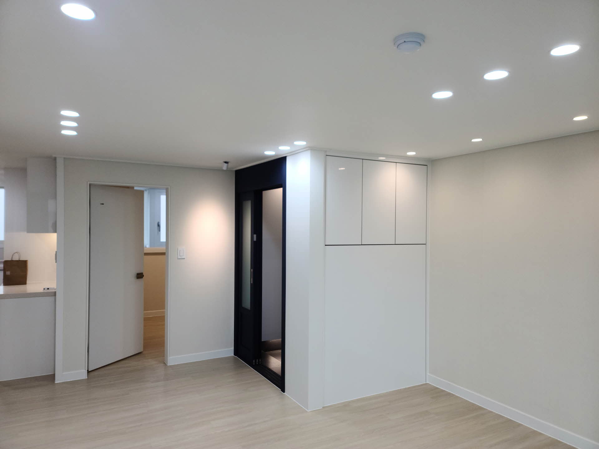 /user/v/visioninteriordesign/editor/2502/1137bb51d6eefb0e83bf4829a41932c7_1740378956_1555.jpg 이미지크게보기