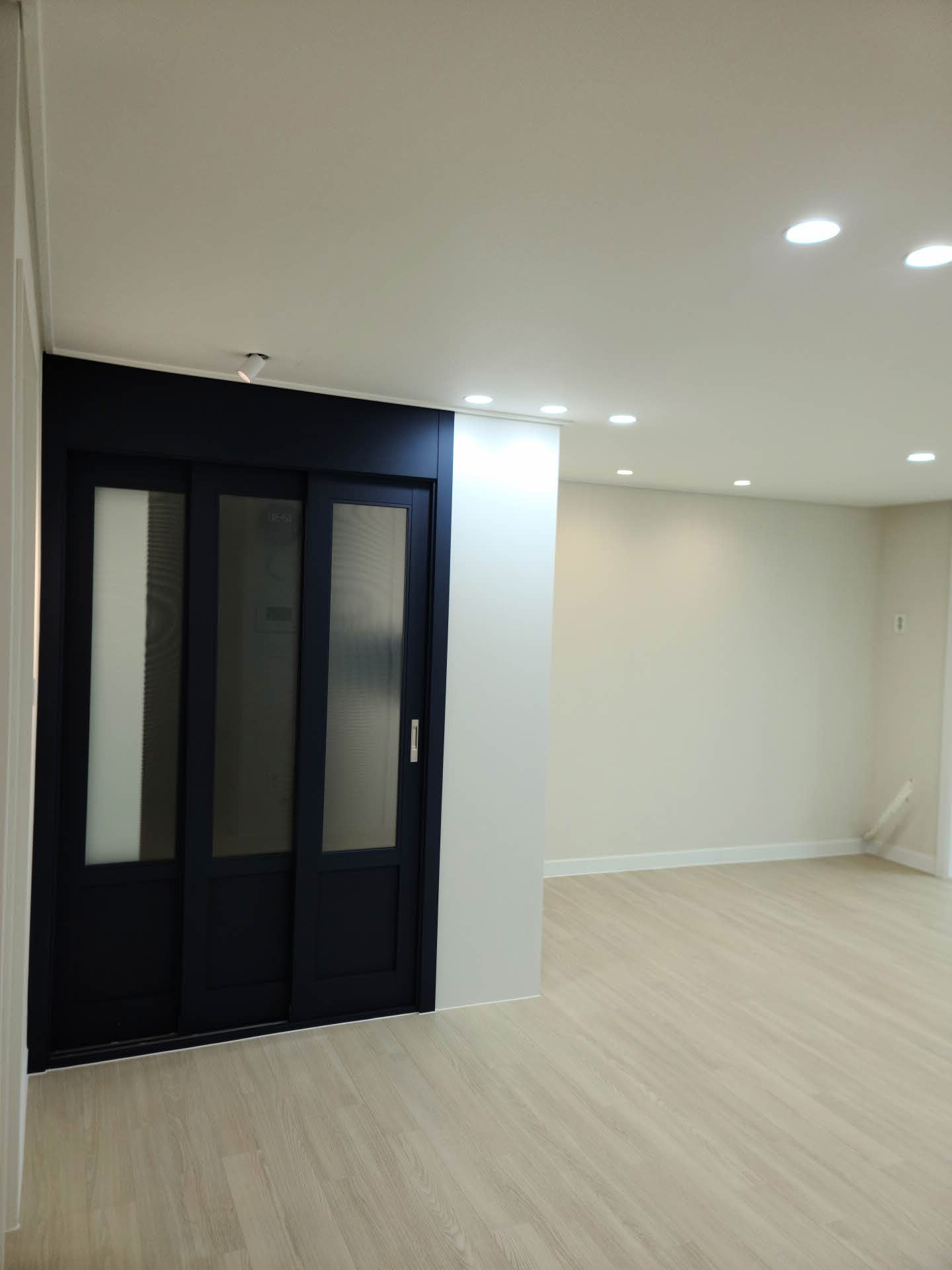 /user/v/visioninteriordesign/editor/2502/1137bb51d6eefb0e83bf4829a41932c7_1740378975_7257.jpg 이미지크게보기