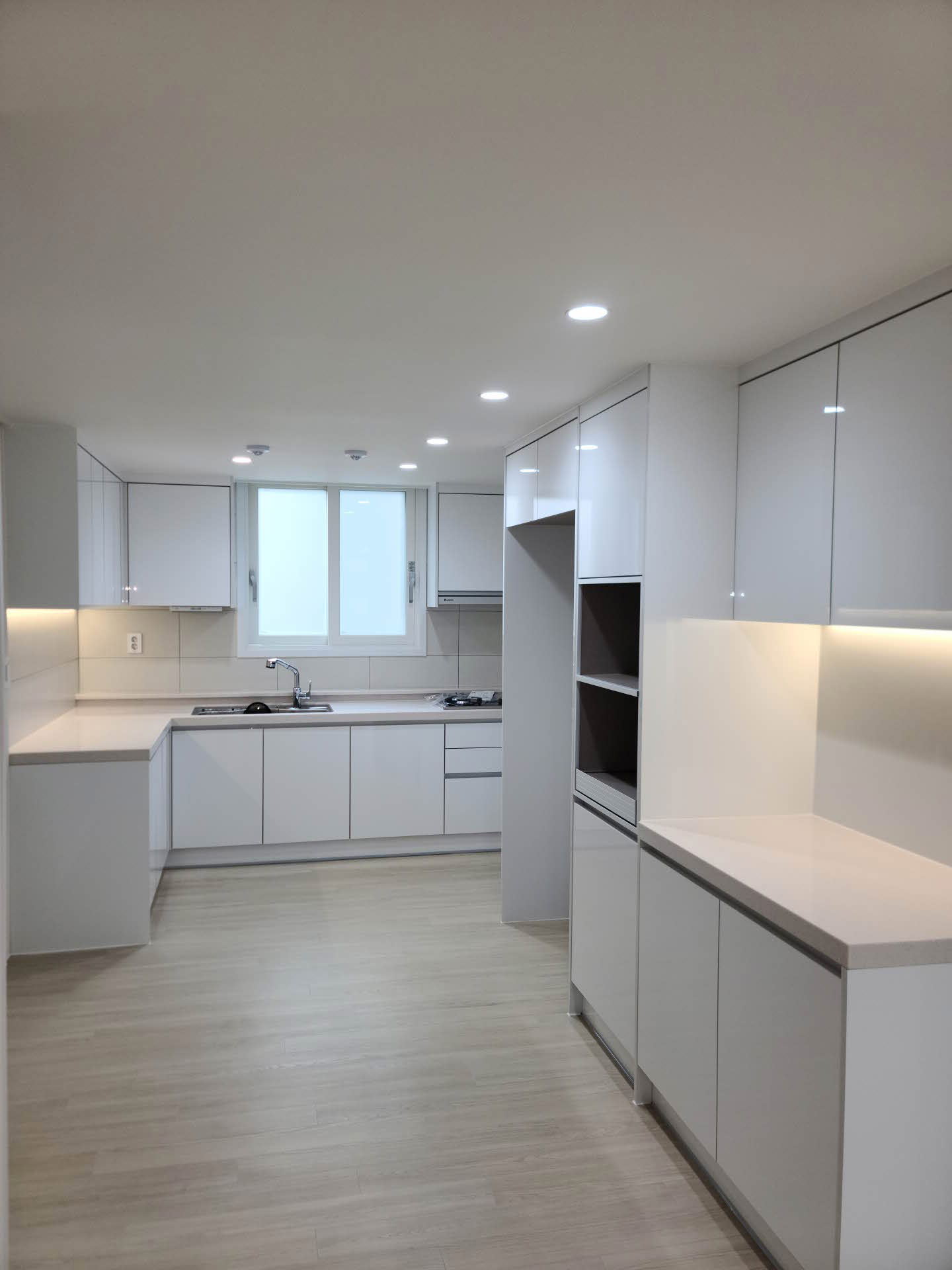 /user/v/visioninteriordesign/editor/2502/1137bb51d6eefb0e83bf4829a41932c7_1740378976_1394.jpg 이미지크게보기