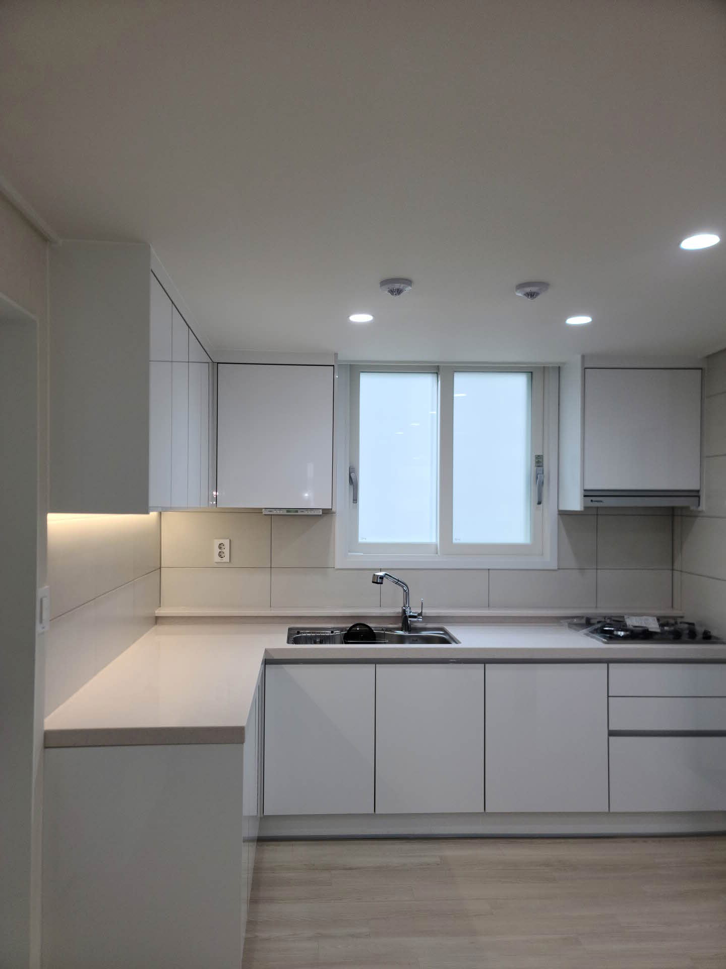 /user/v/visioninteriordesign/editor/2502/1137bb51d6eefb0e83bf4829a41932c7_1740378976_4843.jpg 이미지크게보기