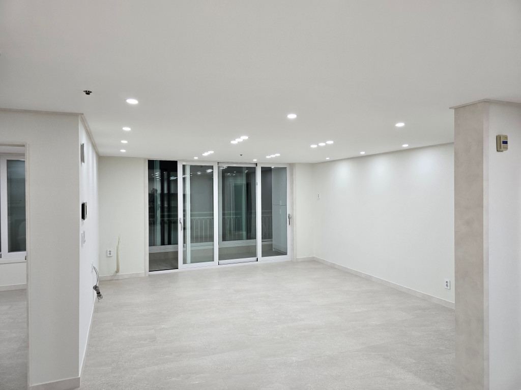/user/v/visioninteriordesign/editor/2608/866310f0cbcaceb30ca50d2c0914f1c9_1787187047_0489.jpg 이미지크게보기